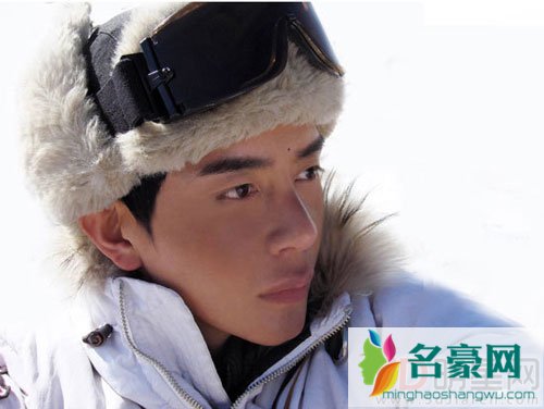 侣皓吉吉整容前后对比 现在性取向成谜