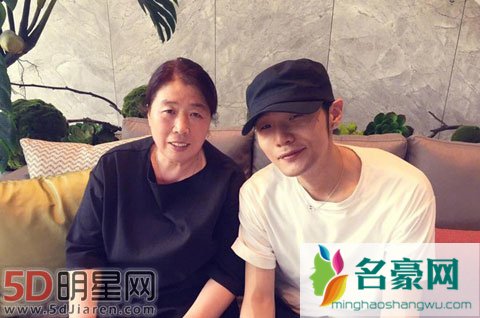 李荣浩首度公开死亡经历 在生死面前工作算什么
