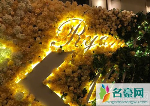 孙茜儿子百日宴现场图 孙茜老公是谁