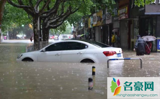 汽车淹水了是报废还是维修好2