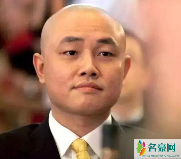 黄光裕明年出狱