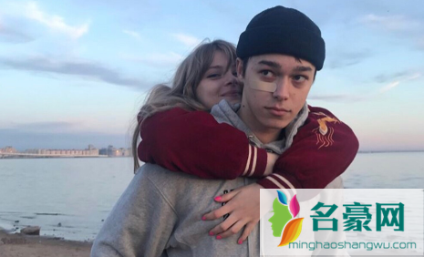 男方父母问什么时候结婚怎么回答1