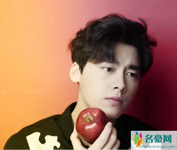 湾湾李易峰恋情