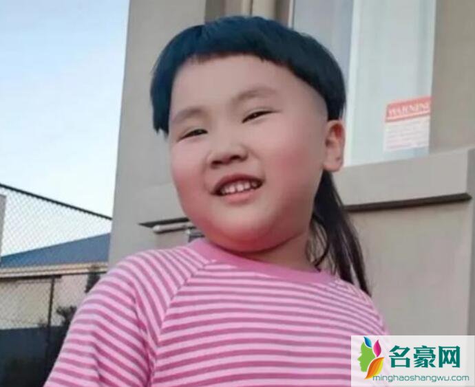 郭德纲5岁小儿子近照 
