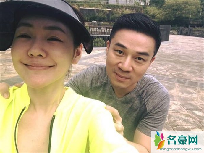 小S与老公