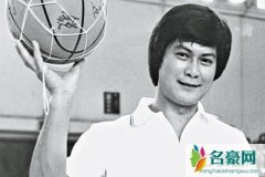 邓光荣老婆严珍纳年轻照片 邓那么帅一直无绯闻,夫