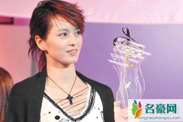 郑伊健梁咏琪分手原因 当初郑伊健和邵美琪是一对梁是插足的一方?