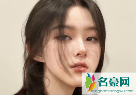 女朋友亲戚生病了我应该去看望吗2