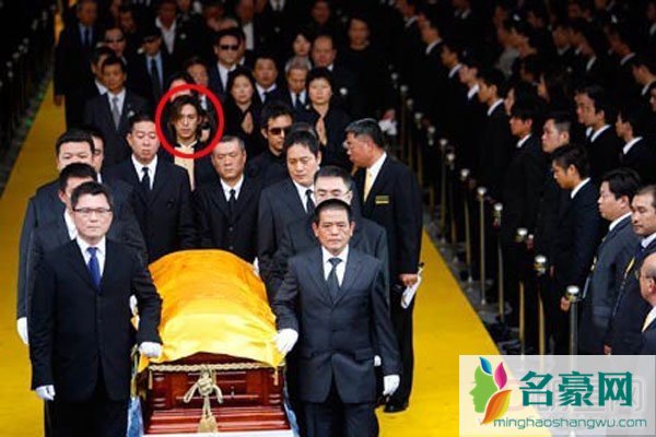 向华强敢惹陈楚河吗 就欣赏陈这种牛逼又低调的人