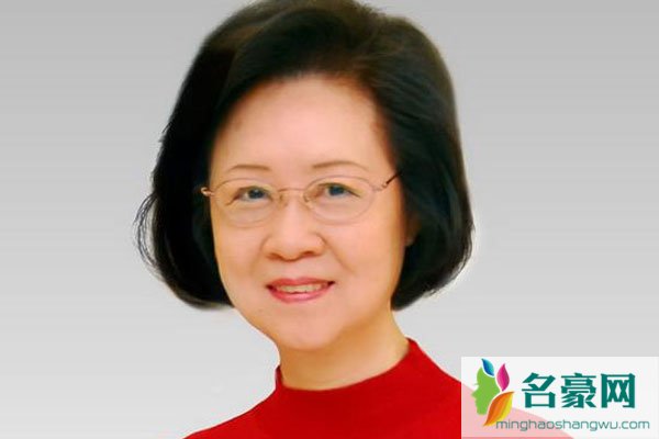 圈内人对琼瑶的评价 三观不正?只能说她的作品体现了那个年代很多女性的期待而已