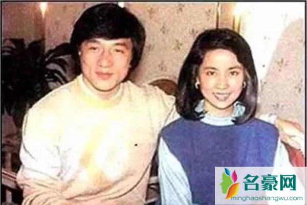 林凤娇怎么搞定成龙的 为什么要放弃自己的事业去做成龙二十年的隐形夫人呢