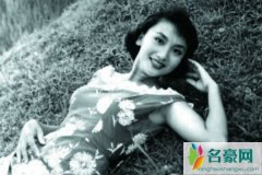 金庸哪个老婆出轨 就算第一任妻子背叛他也不应该