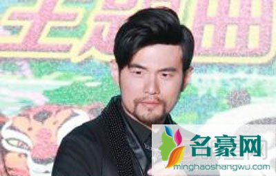 周杰伦植发了吗 周董这辈子真是辉煌啊有钱就是好