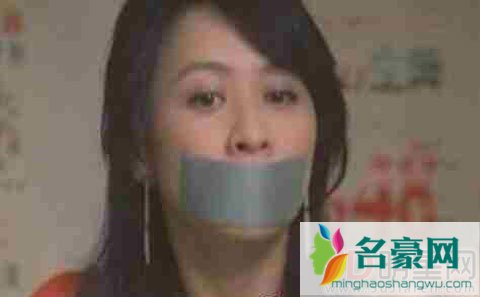 刘嘉玲被劫持受辱照片 其实就是刘年少轻狂惹了大佬,然后大佬派人教训她