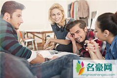 一见钟情是什么意思？男生和女生的一见钟情区别何