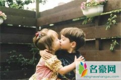 给男朋友的留言暖心的话！白纸黑字一样能够打动他
