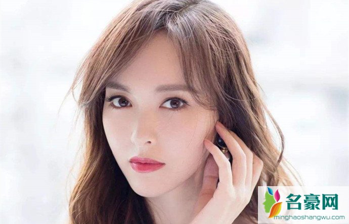 唐嫣怀孕十月巨肚照