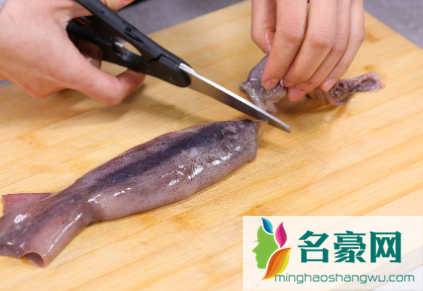 鱿鱼哪些部位要去掉3