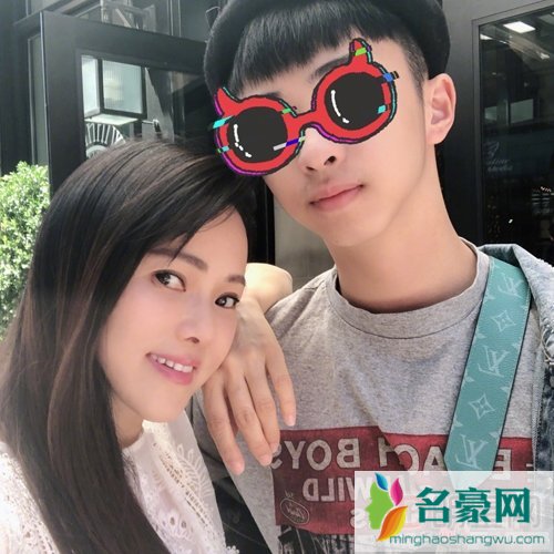 庾澄庆其实不爱伊能静 离婚是对的就是可怜了哈利