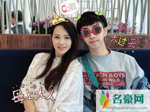 庾澄庆其实不爱伊能静 离婚是对的就是可怜了哈利