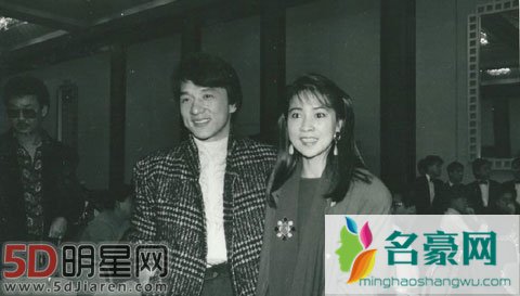 成龙邀请林凤娇一起创作歌曲是因为她最懂他吗 成龙真的不理会女儿吴卓林了吗