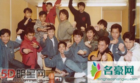 成龙邀请林凤娇一起创作歌曲是因为她最懂他吗 成龙真的不理会女儿吴卓林了吗