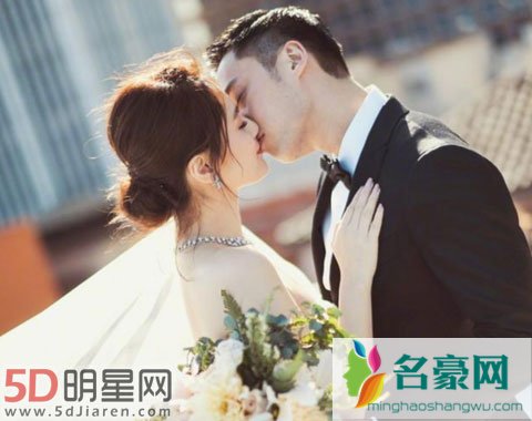 赖弘国和钟欣潼刚结婚前妻就发声 闪离现在要说原因吗？