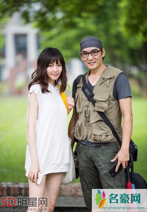 焦恩俊黑女儿焦曼婷颜值不漂亮 当年离婚后被前妻批不管女儿们