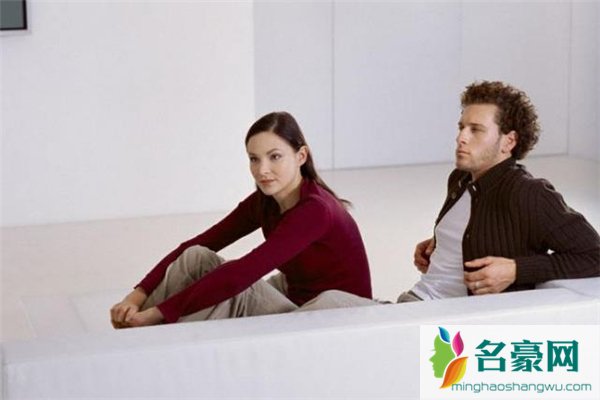 想离婚舍不得孩子怎么办 女方耗着不离婚会是什么结果