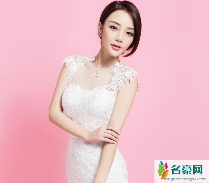 李小璐跟谁搞在一起
