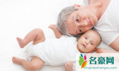 为什么让婆婆带孩子事这么多 公婆来带孩子是否真