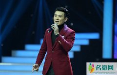 保剑锋老婆比他大几岁 保剑锋老婆是谁两人是怎么