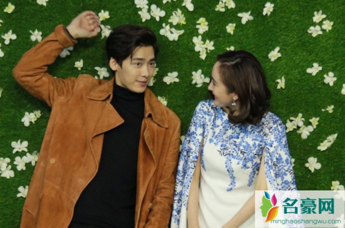 杨幂李易峰结婚了