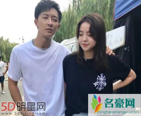 因与白富美抢男友欧阳娜娜被踢出群 剧情堪比偶像剧大片