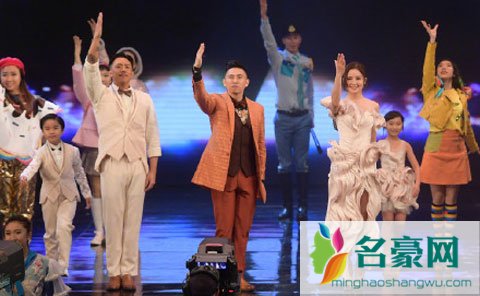 好姐妹阿Sa证实钟欣潼下月完婚 没有伴娘容祖儿郑希怡等组成姐妹团