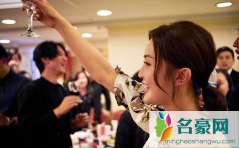 好姐妹阿Sa证实钟欣潼下月完婚 没有伴娘容祖儿郑希怡等组成姐妹团