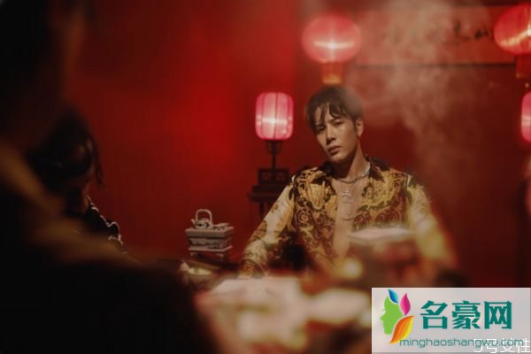 对付老公出轨最狠招 对付老公的最狠的办法
