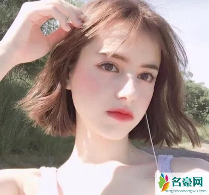 2019夏季女生流行什么发型 清爽洋气的发型最适合2