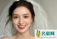 原来头发很厚越来越少还能长回去吗 把头发剃光重