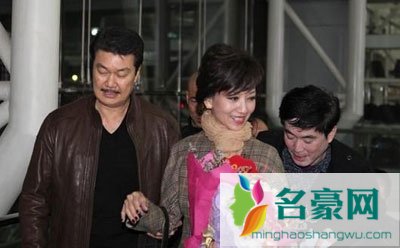 赵雅芝的第一任老公/第二任老公 赵雅芝有几任老公