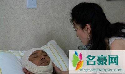 苗侨伟田海蓉吻戏 苗侨伟周丽淇吻戏