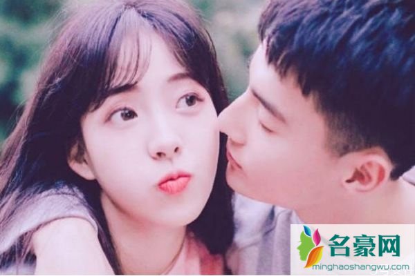 热恋中人有什么特征呢 如何维持婚姻中的热恋呢