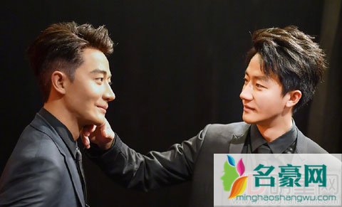 黄轩被网红问怎么才能睡你 粉丝怒斥经纪人失职