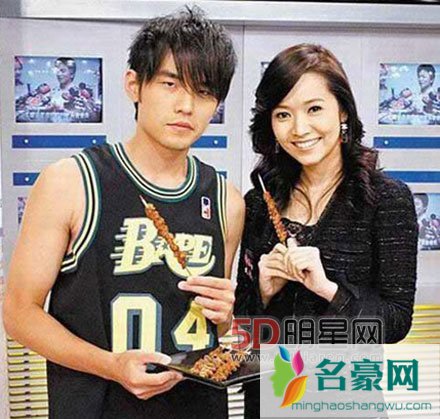 侯佩岑和谁结婚了 侯佩岑历任男友