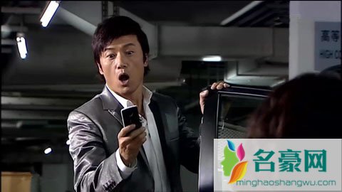 金枝玉叶苗侨伟吻戏 雷霆扫毒苗侨伟吻戏