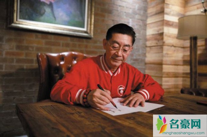 六小龄童打假高仿