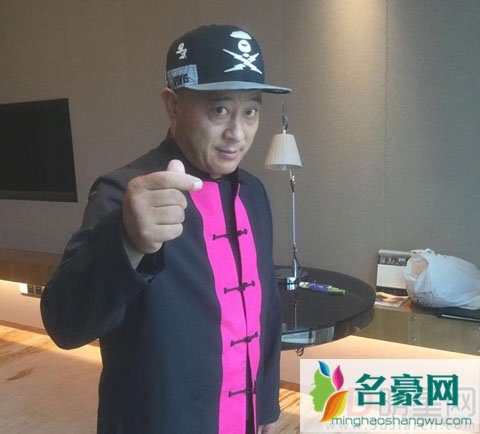 刘小光赵四人设崩塌 出轨空手泡粉丝还牵出赵本山