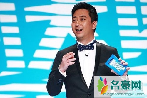 侯耀文徒弟王自健生活中的老婆