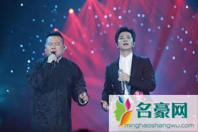 歌手总决赛李建帮唱嘉宾岳云鹏深情对唱 却总有种喜感