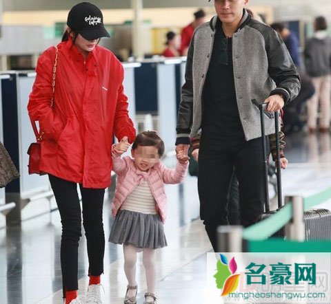 卓伟好忙 鹿晗杨幂陈赫杨颖均遭躺枪